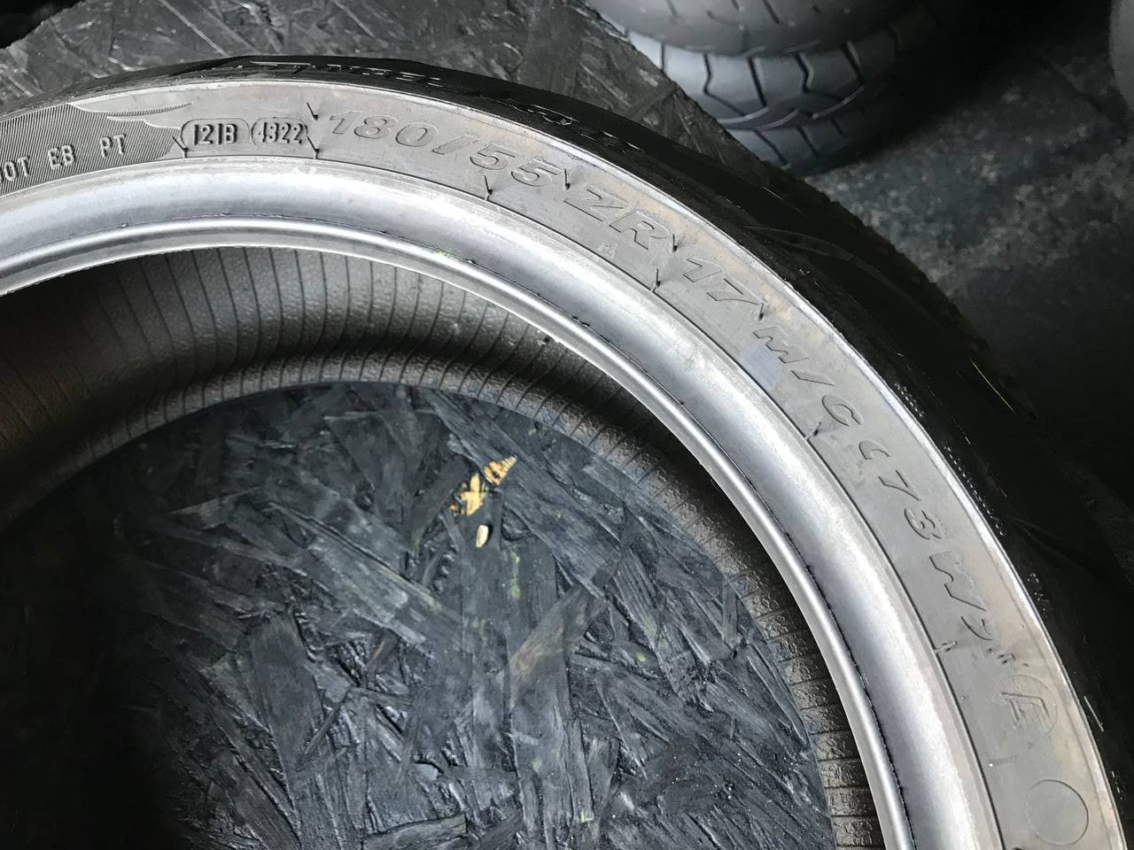 180/55 R17 Pirelli Angel GT II