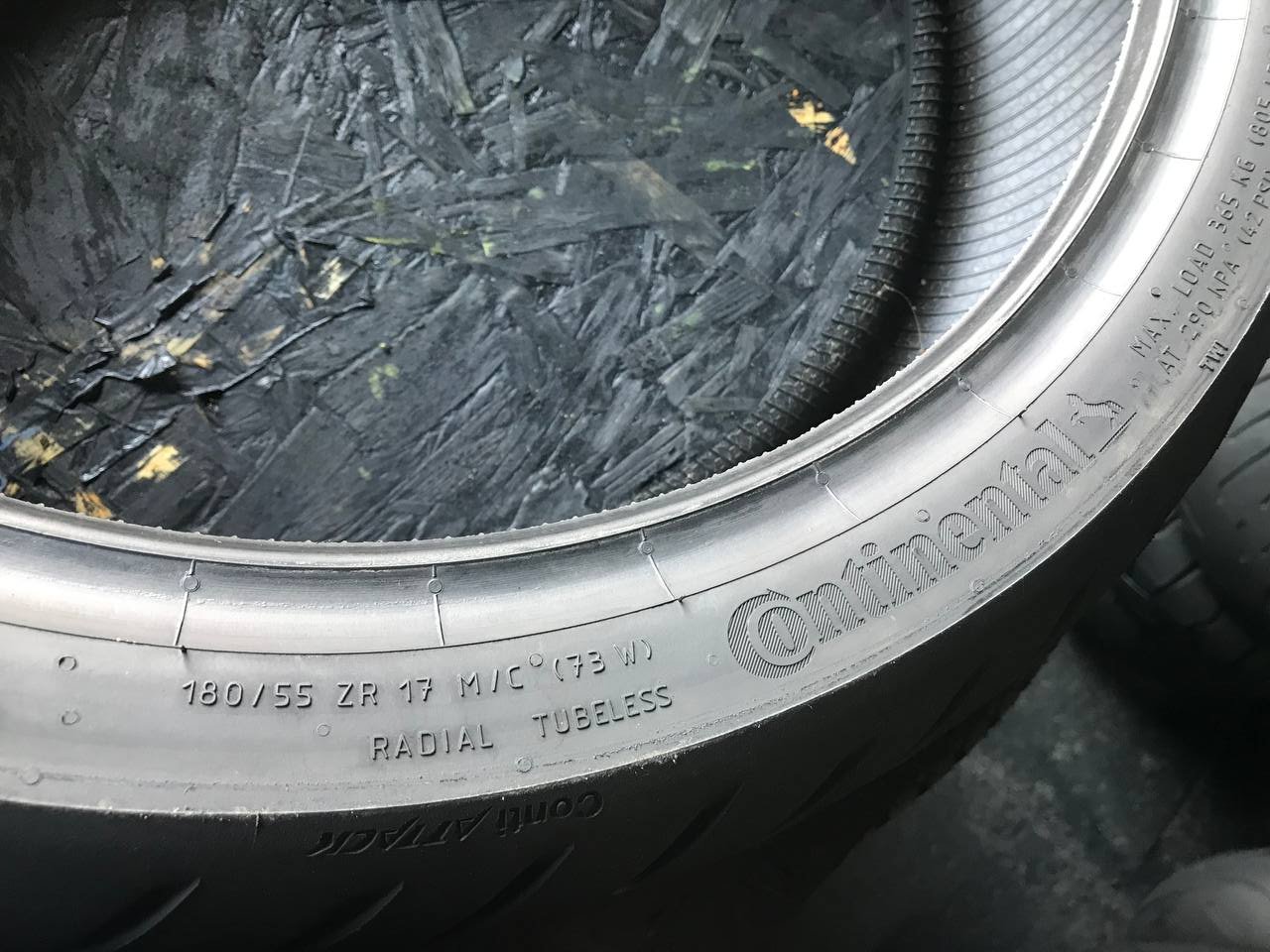 180/55 R17 Continental ContiRoadAttack 4