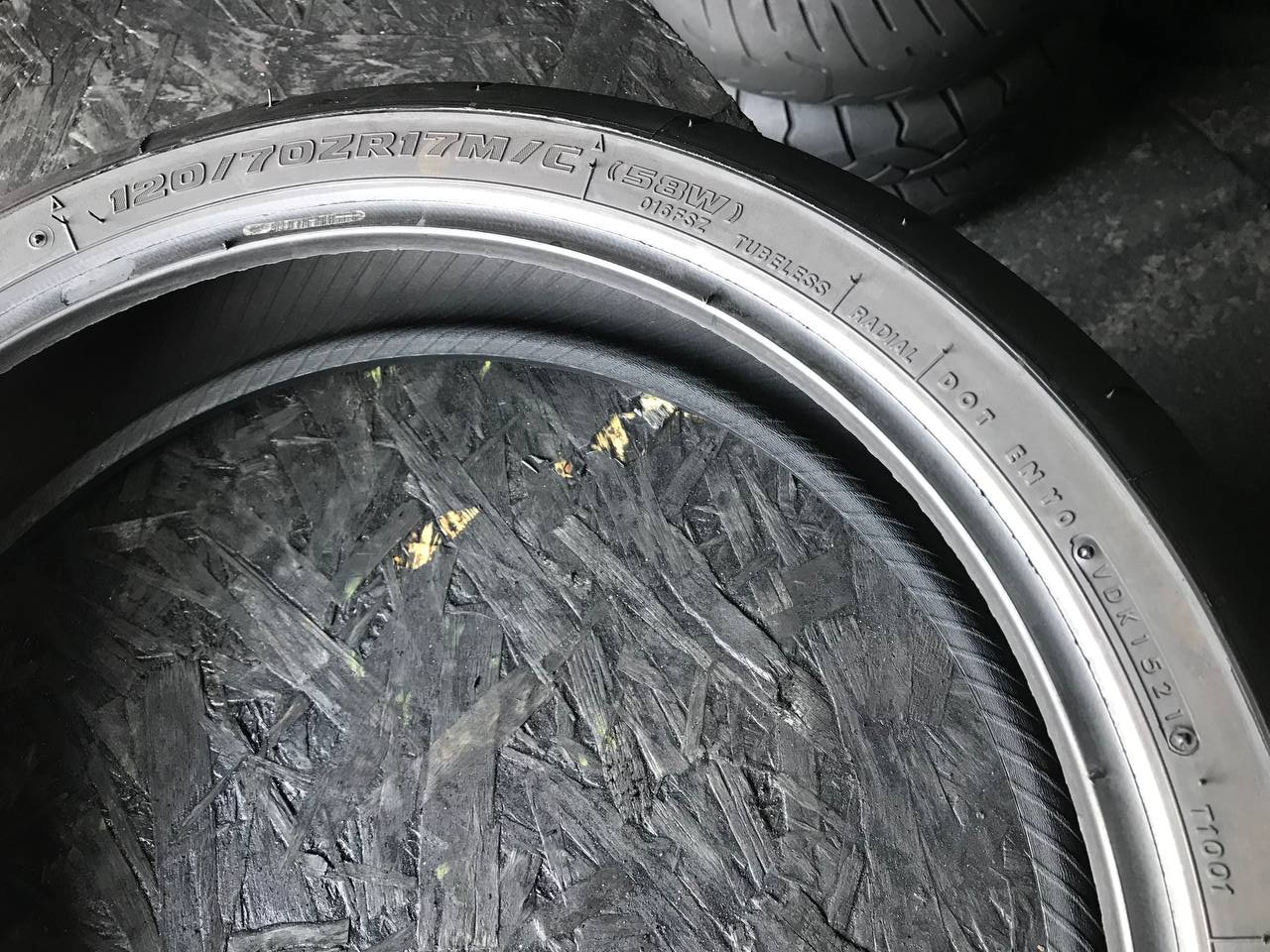 120/70 R17 Bridgestone Battlax Hypersport BT016F