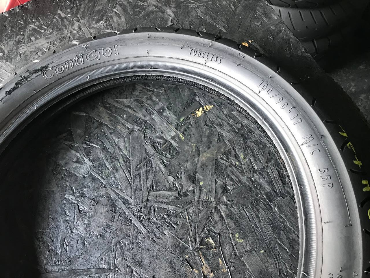 100/90 R17 Continental ContiGO