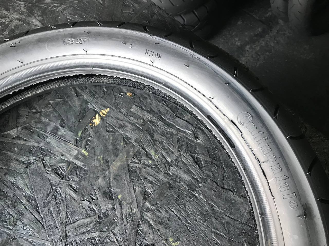 100/90 R17 Continental ContiGO