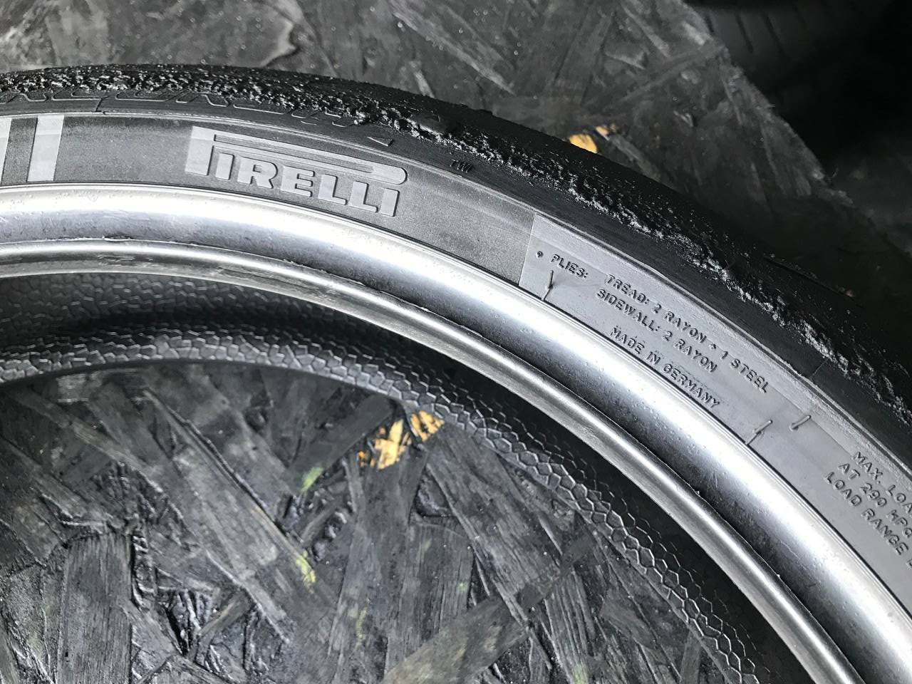 120/70 R17 Pirelli Diablo Supercorsa SP