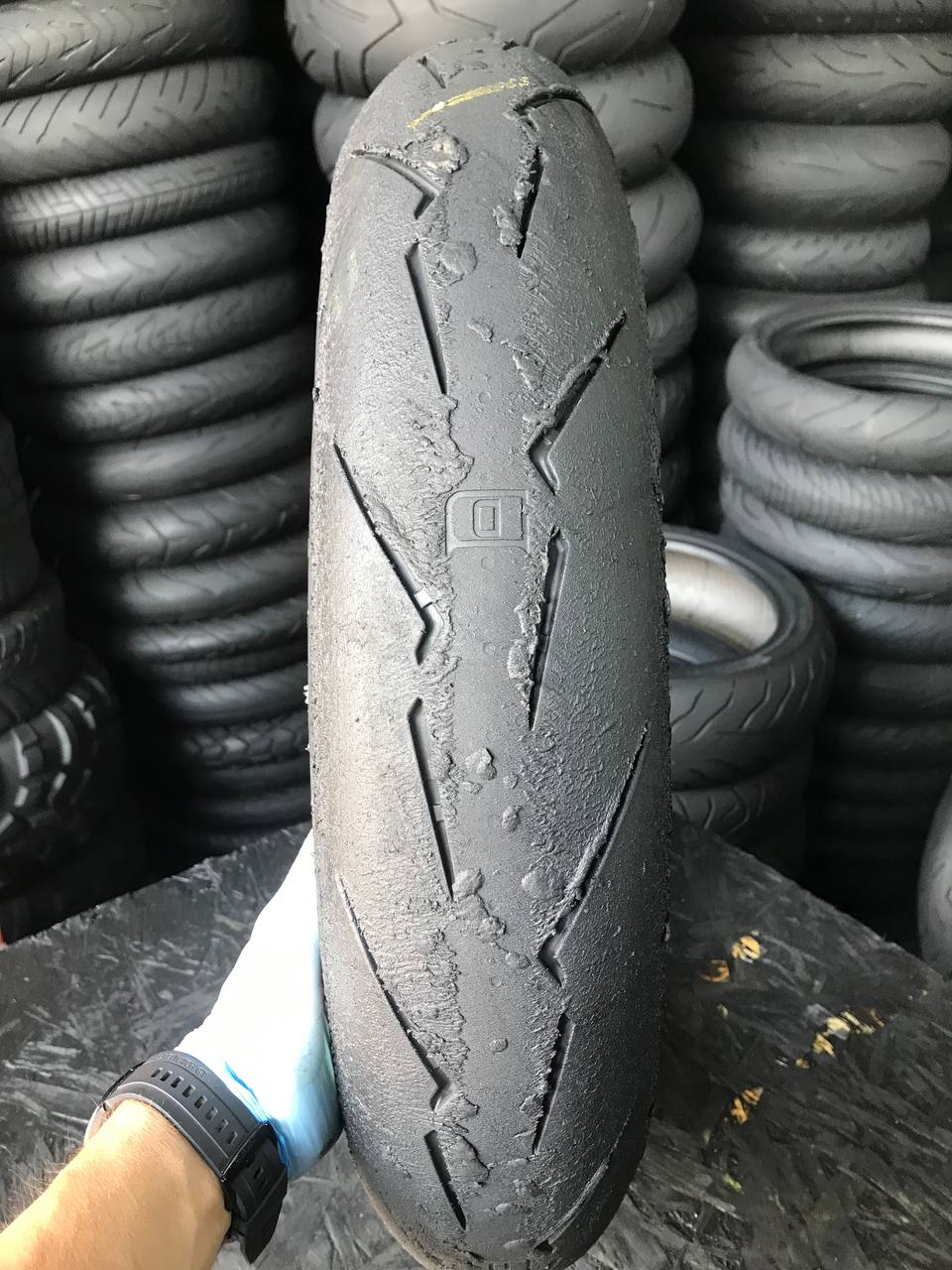 120/70 R17 Pirelli Diablo Supercorsa SP