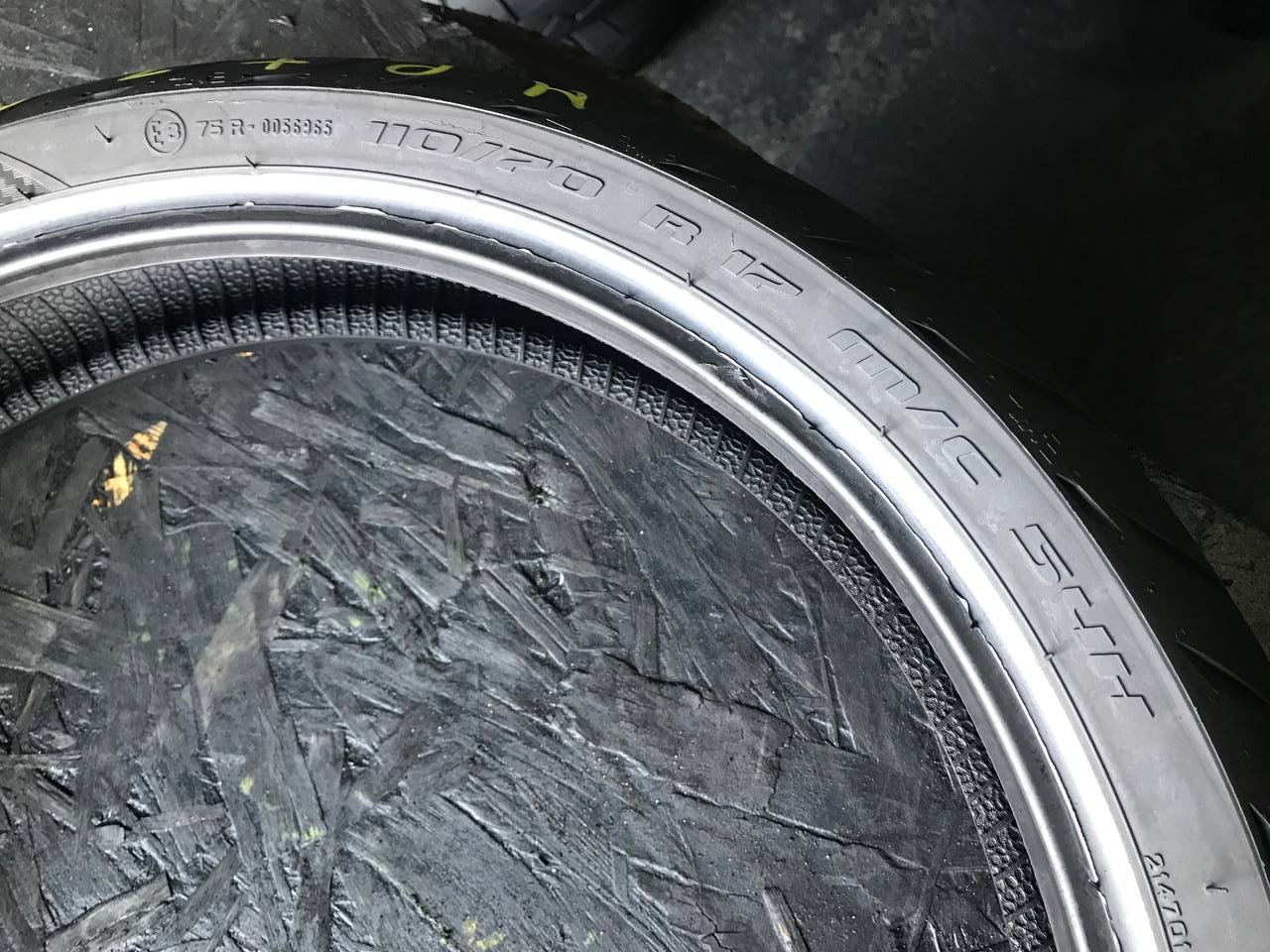 110/70 R17 Metzeler Sportec M5 Interact