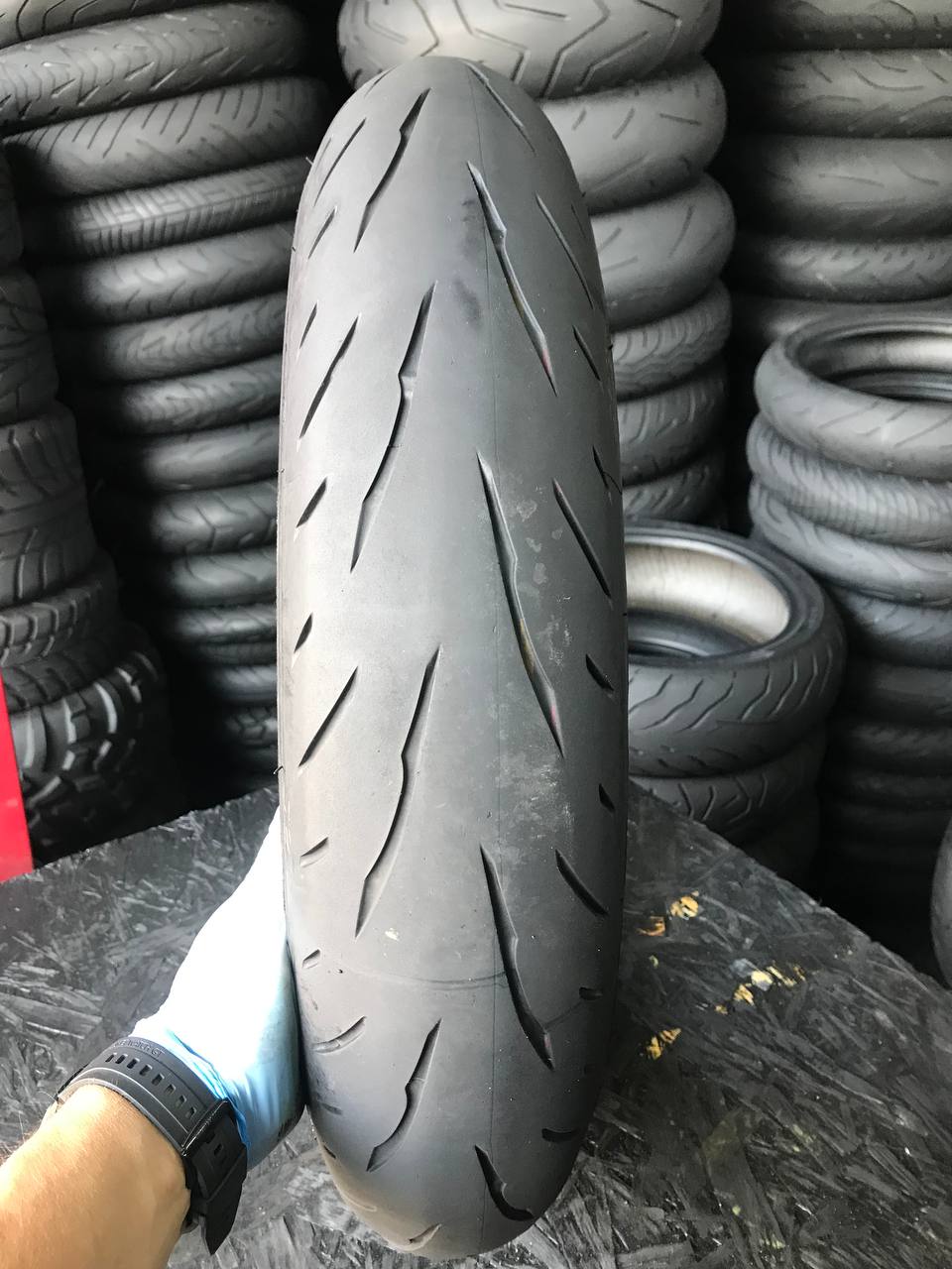 120/70 R17 Bridgestone Battlax Hypersport S23F