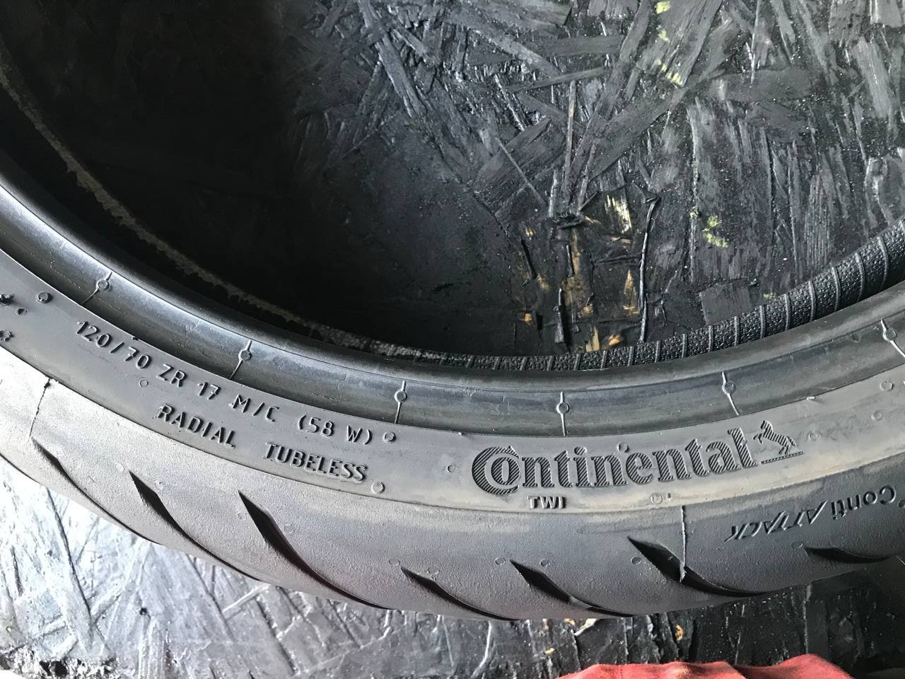 120/70 R17 Continental ContiRoadAttack 4