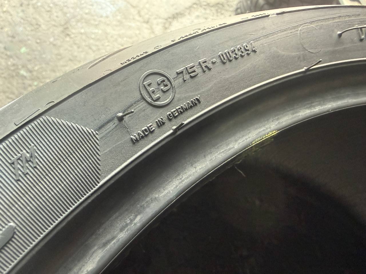 260/40 R18 Metzeler Cruisetec