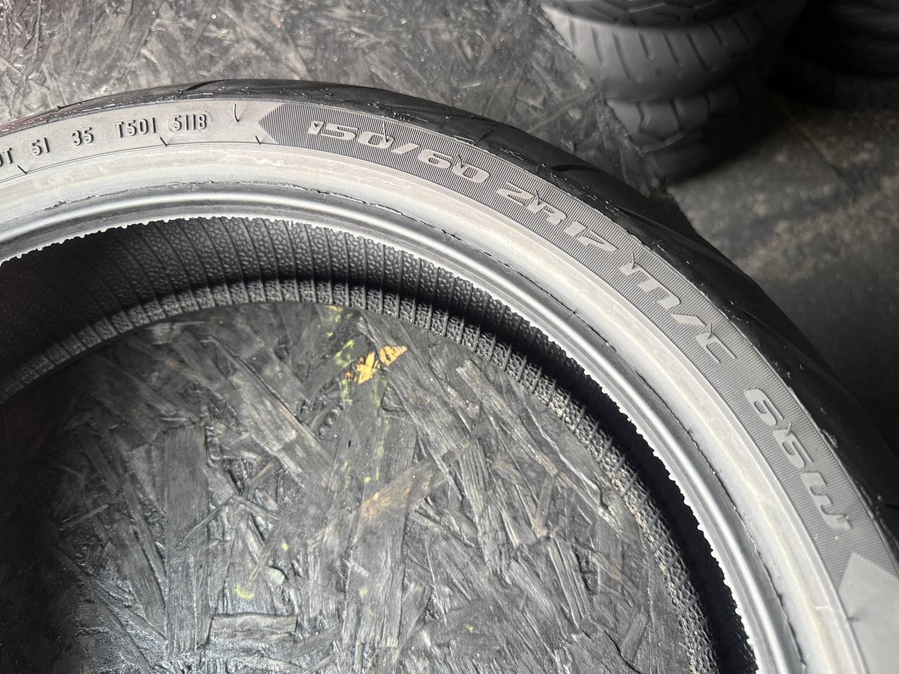 150/60 R17 Metzeler Sportec M7 RR