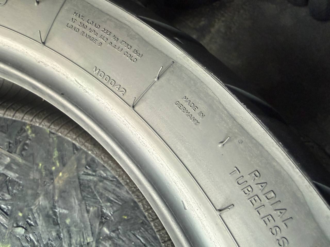 170/60 R17 Pirelli Scorpion Trail II