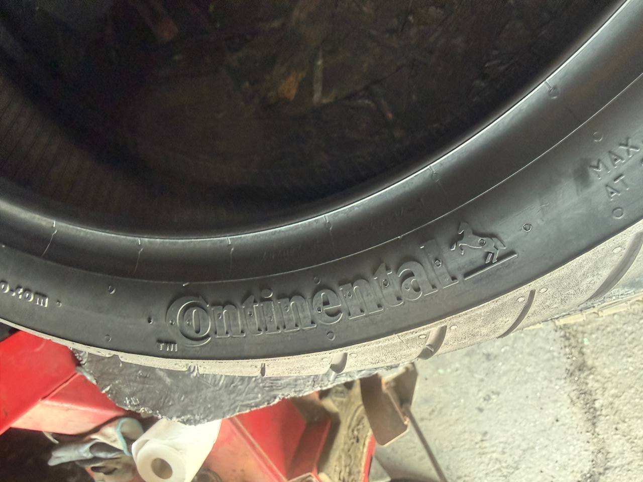 160/60 R17 Continental ContiRoadAttack 3