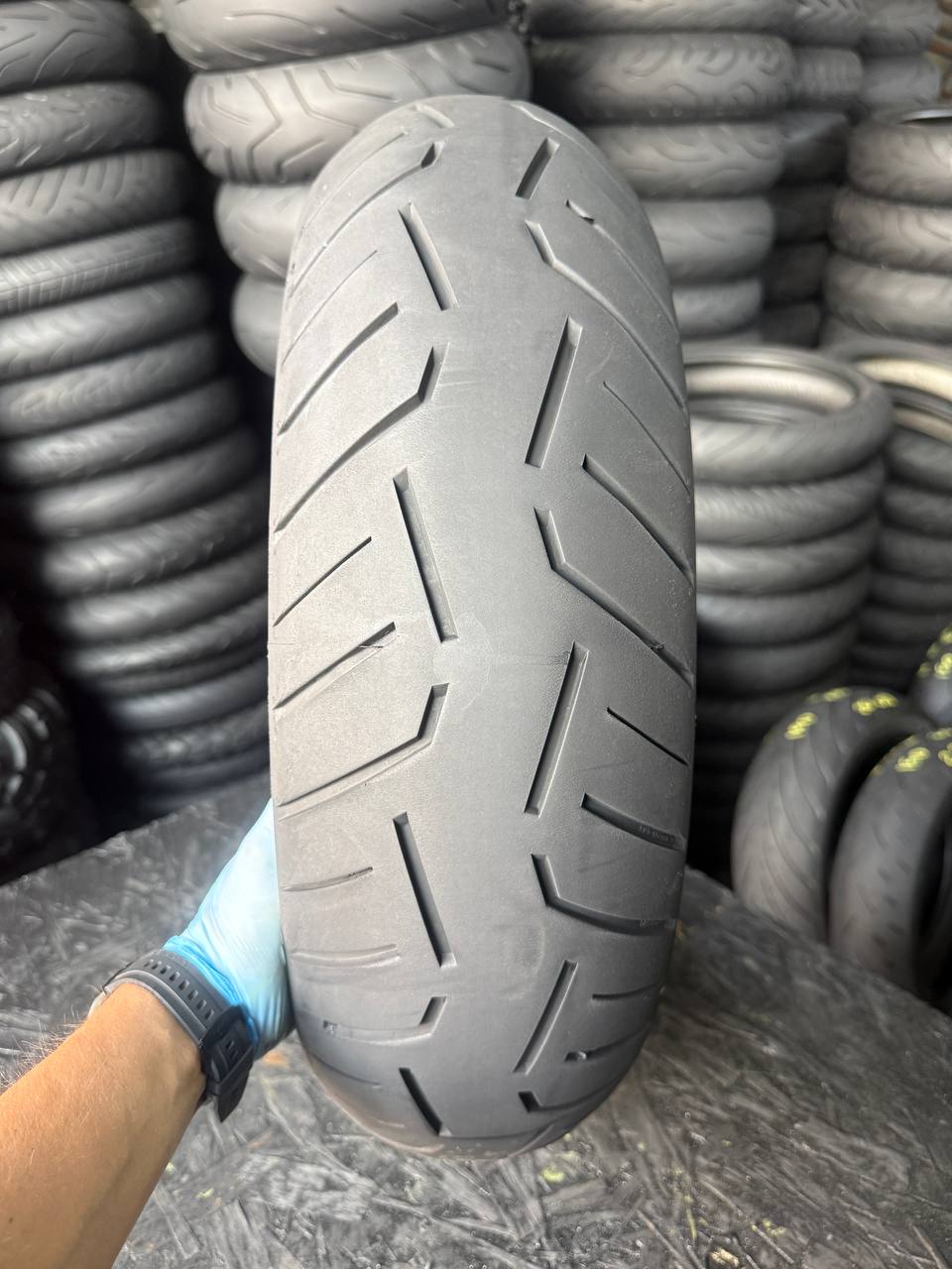 160/60 R17 Continental ContiRoadAttack 3