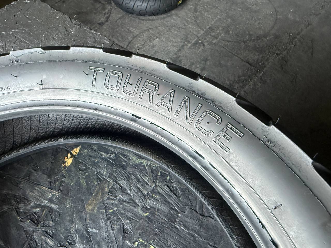 150/70 R17 Metzeler Tourance