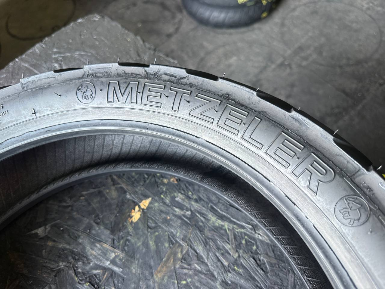 150/70 R17 Metzeler Tourance