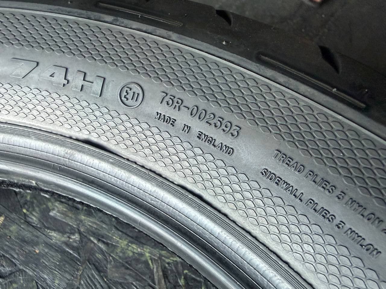 130/90 R16 Avon AV71 Cobra