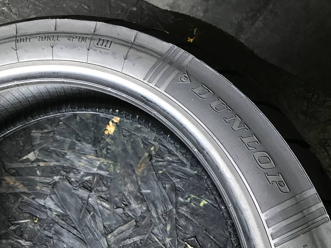 150/70 R17 Dunlop Trailmax Meridian