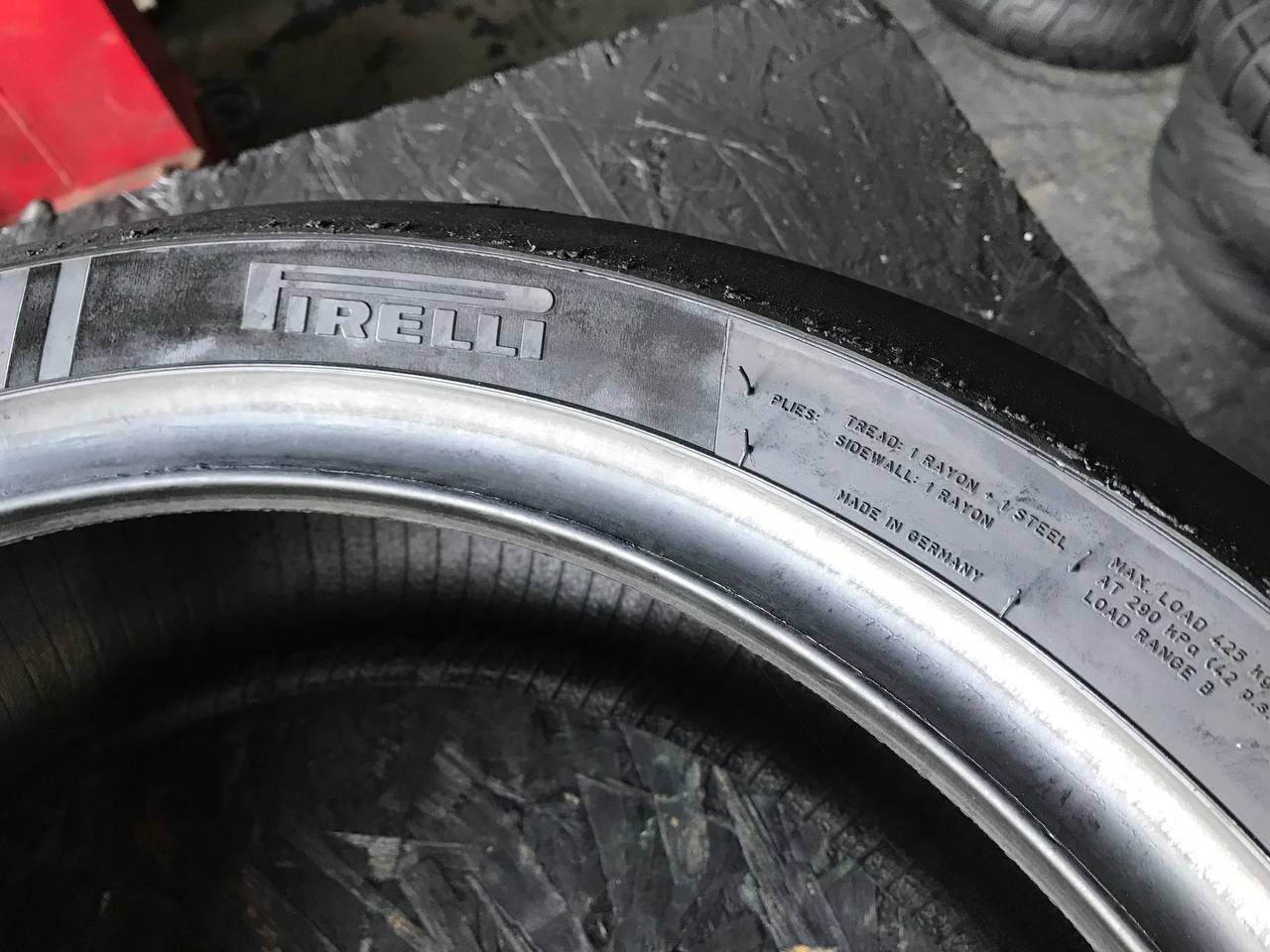 200/55 R17 Pirelli Diablo Supercorsa SP