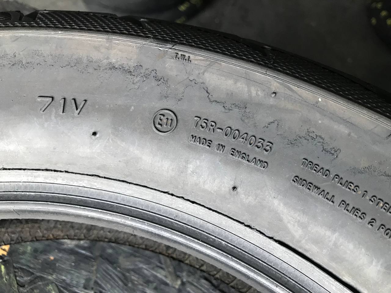 150/80 R16 Avon AV92 Cobra Chrome