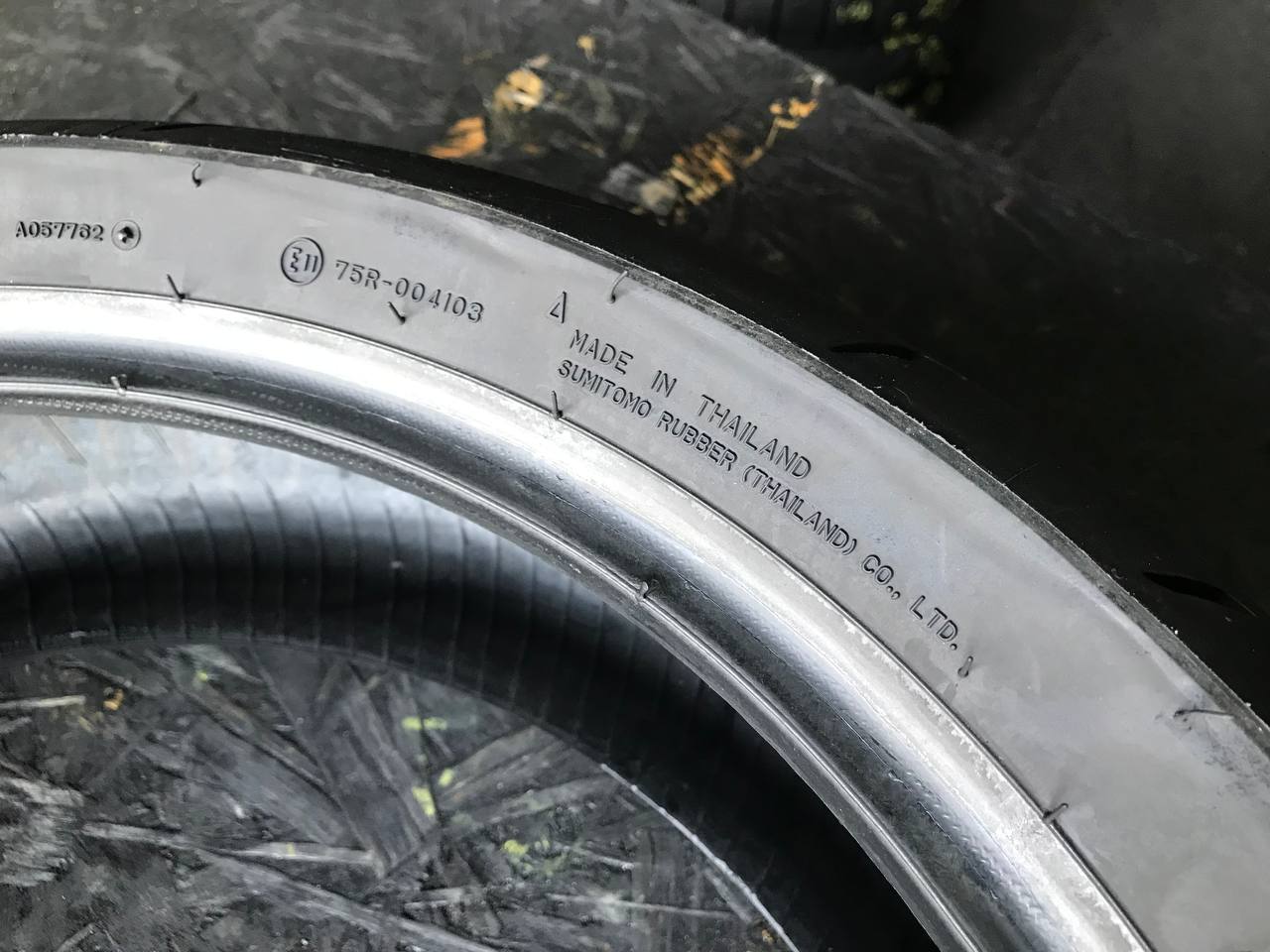 180/55 R17 Dunlop SportMax RoadSport 2