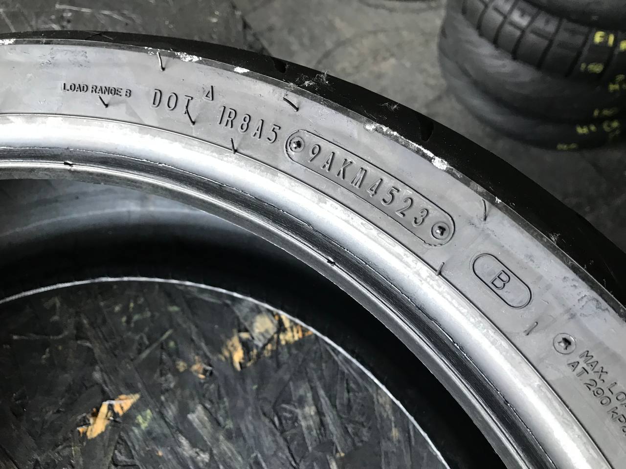 180/55 R17 Dunlop SportMax RoadSport 2
