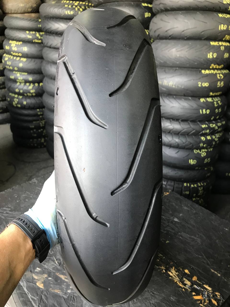 150/70 R17 Michelin Scorcher 11T