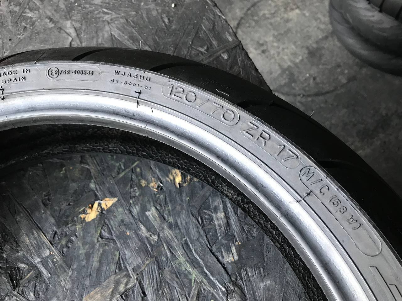 120/70 R17 Michelin Pilot Power