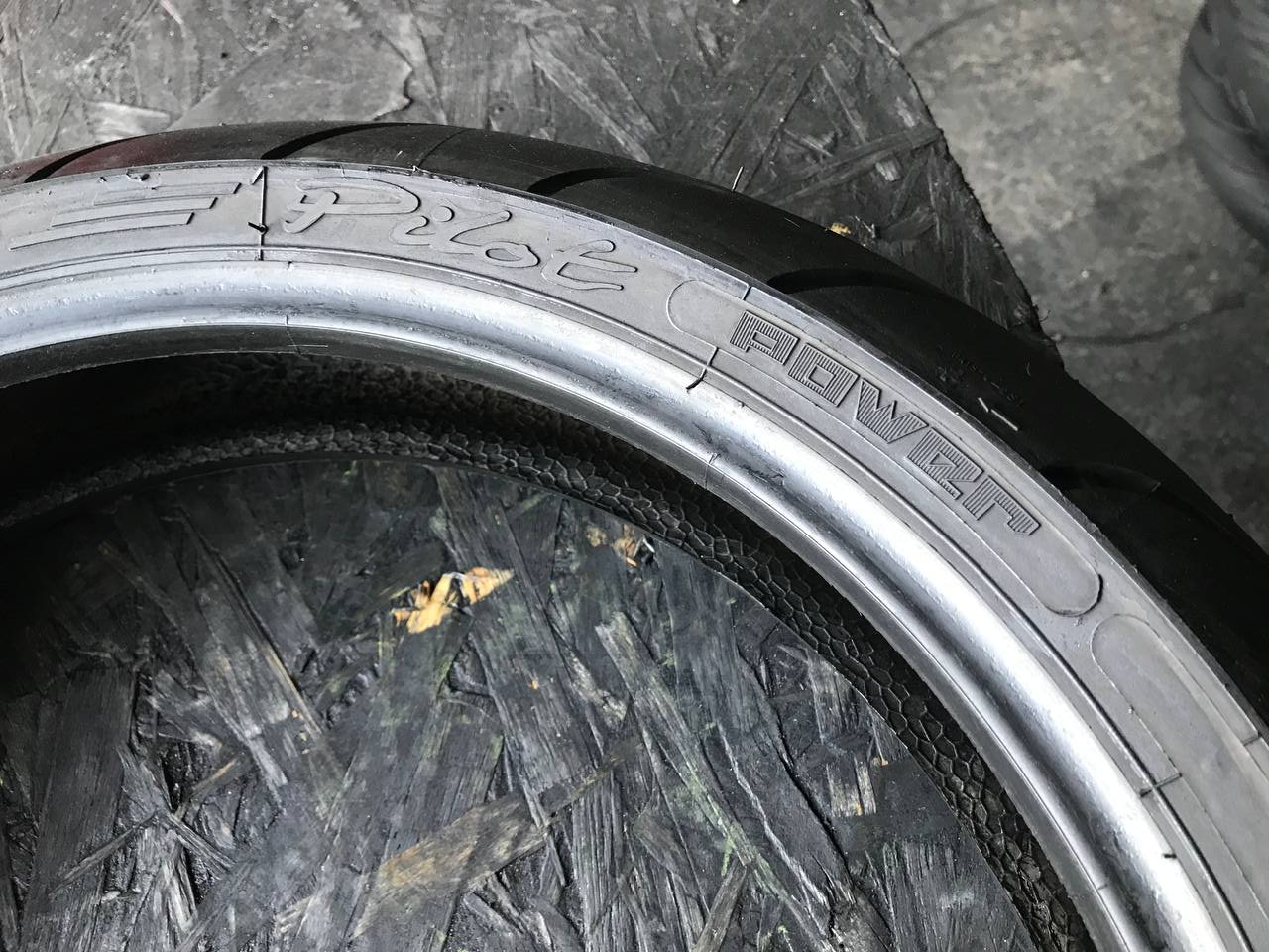 120/70 R17 Michelin Pilot Power