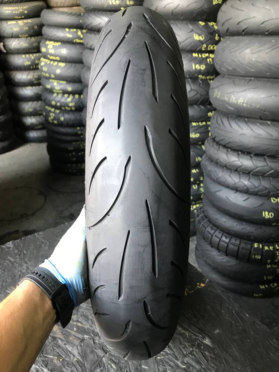 120/70 R17 Metzeler Sportec M9 RR