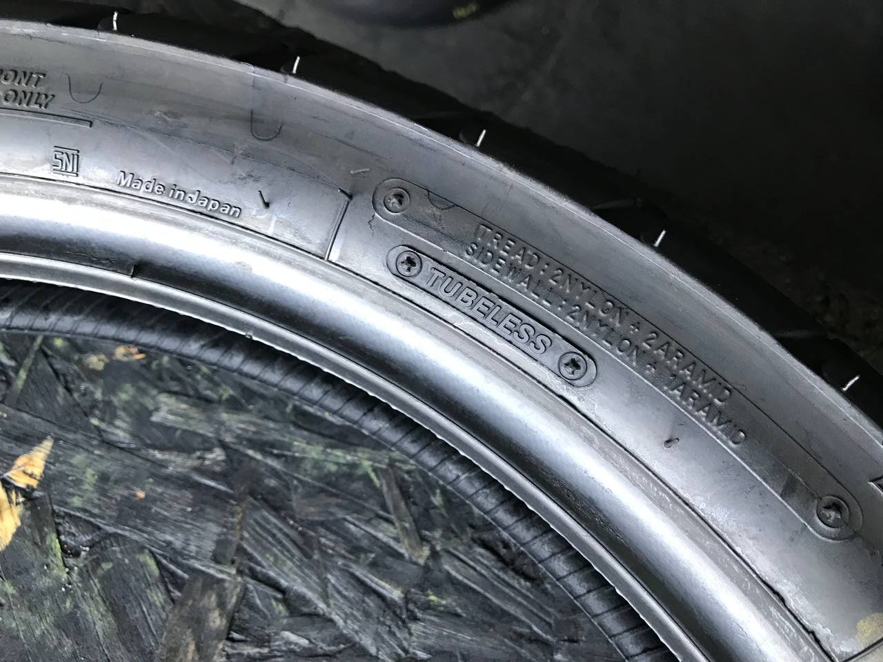 110/80 R19 Bridgestone Battle Wing BW-501