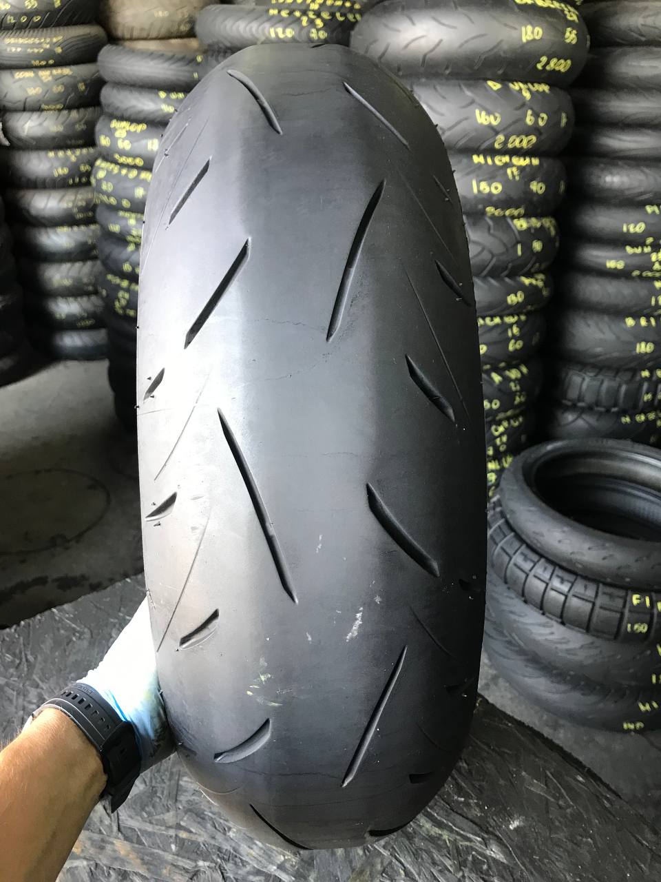 180/55 R17 Dunlop SportMax RoadSport 2