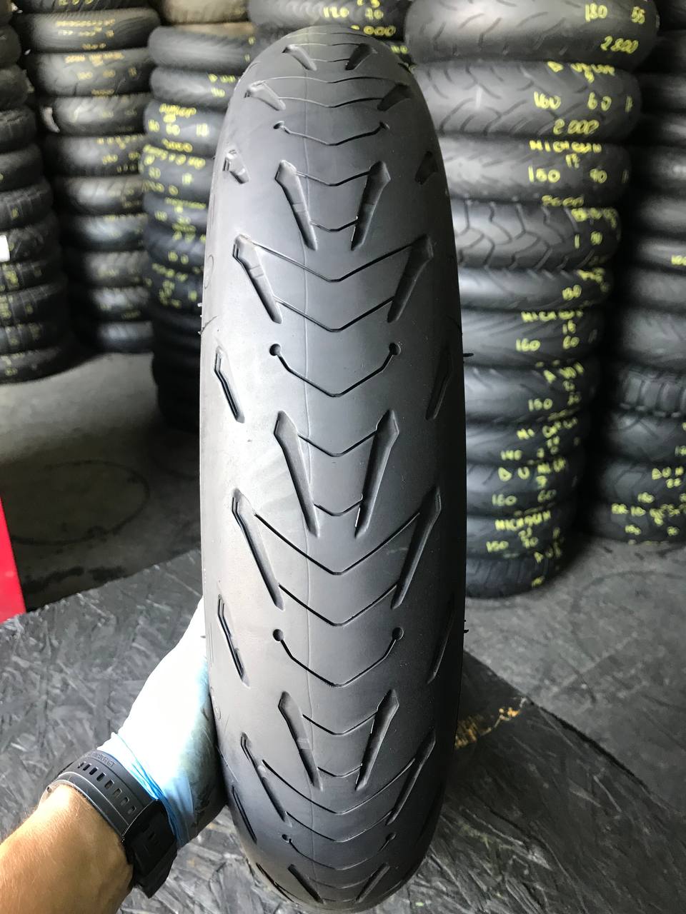 120/70 R17 Michelin Road 5