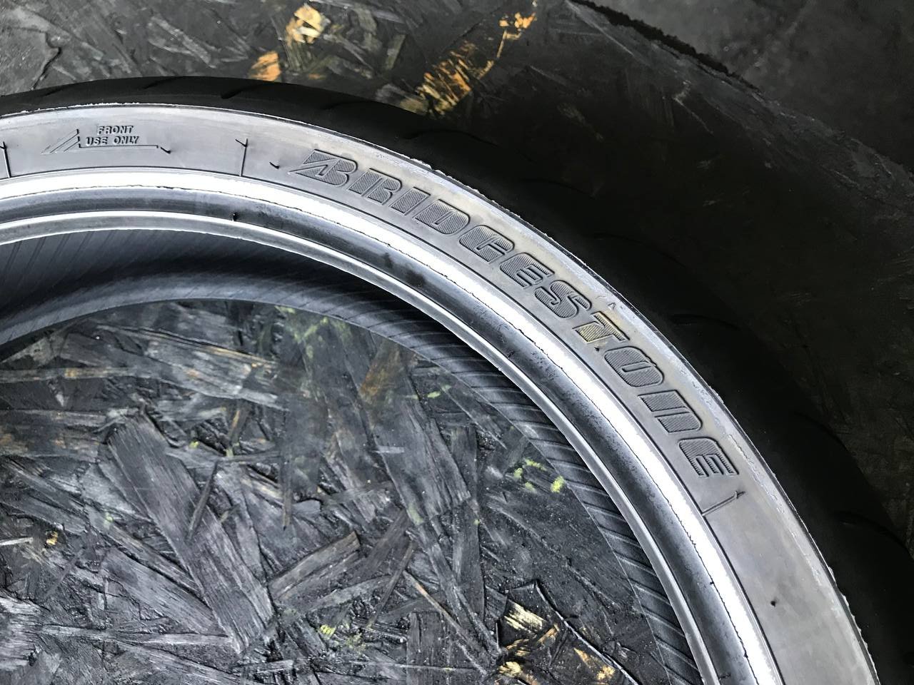 120/70 R17 Bridgestone Battlax Sport Touring BT023F