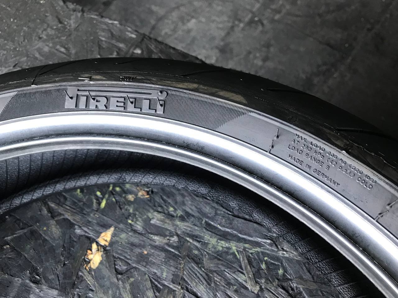 120/70 R17 Pirelli Diablo Rosso III