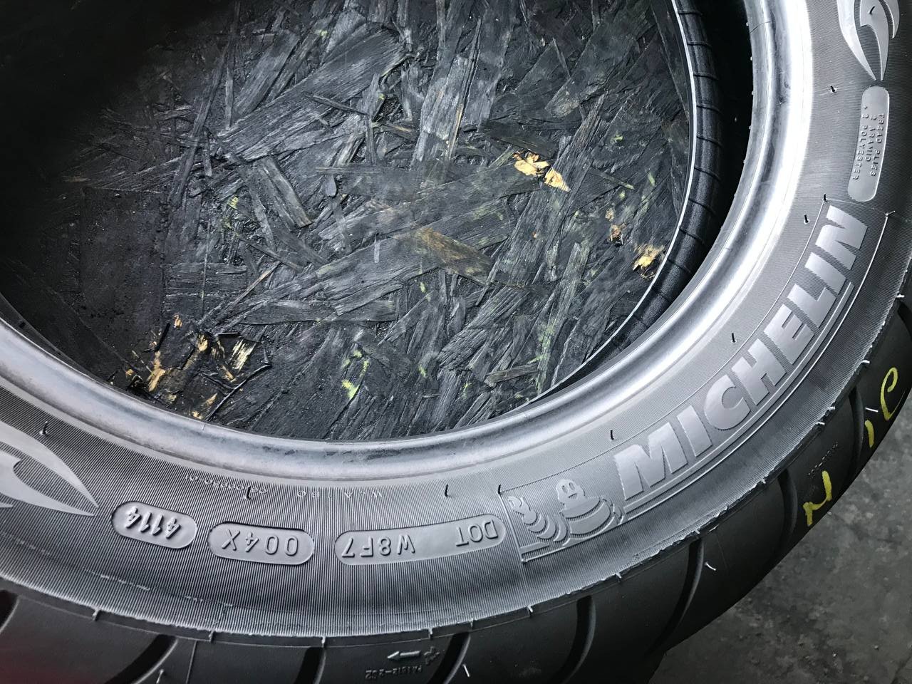 150/80 R16 Michelin Commander II