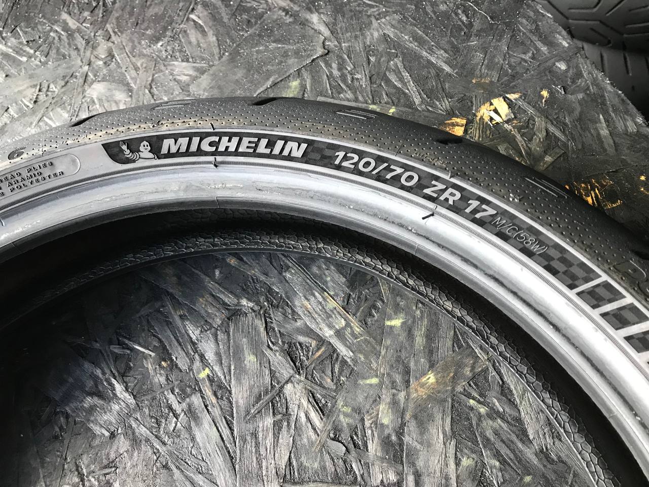 120/70 R17 Michelin Power 6