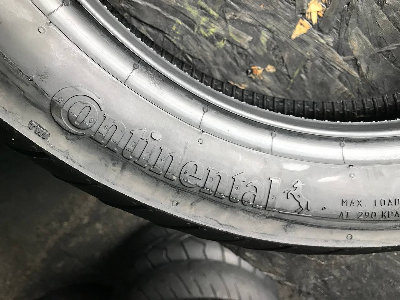 130/80 R17 Continental ContiRoadAttack 3