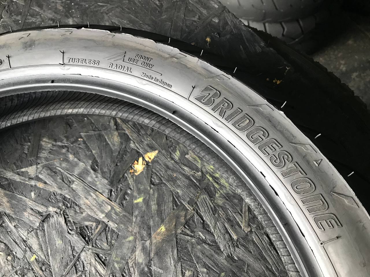 110/80 R19 Bridgestone Battlax Adventure A41F