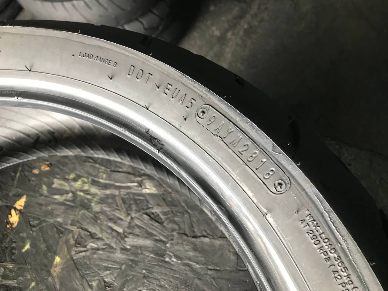 180/55 R17 Dunlop Sportmax GPR 300