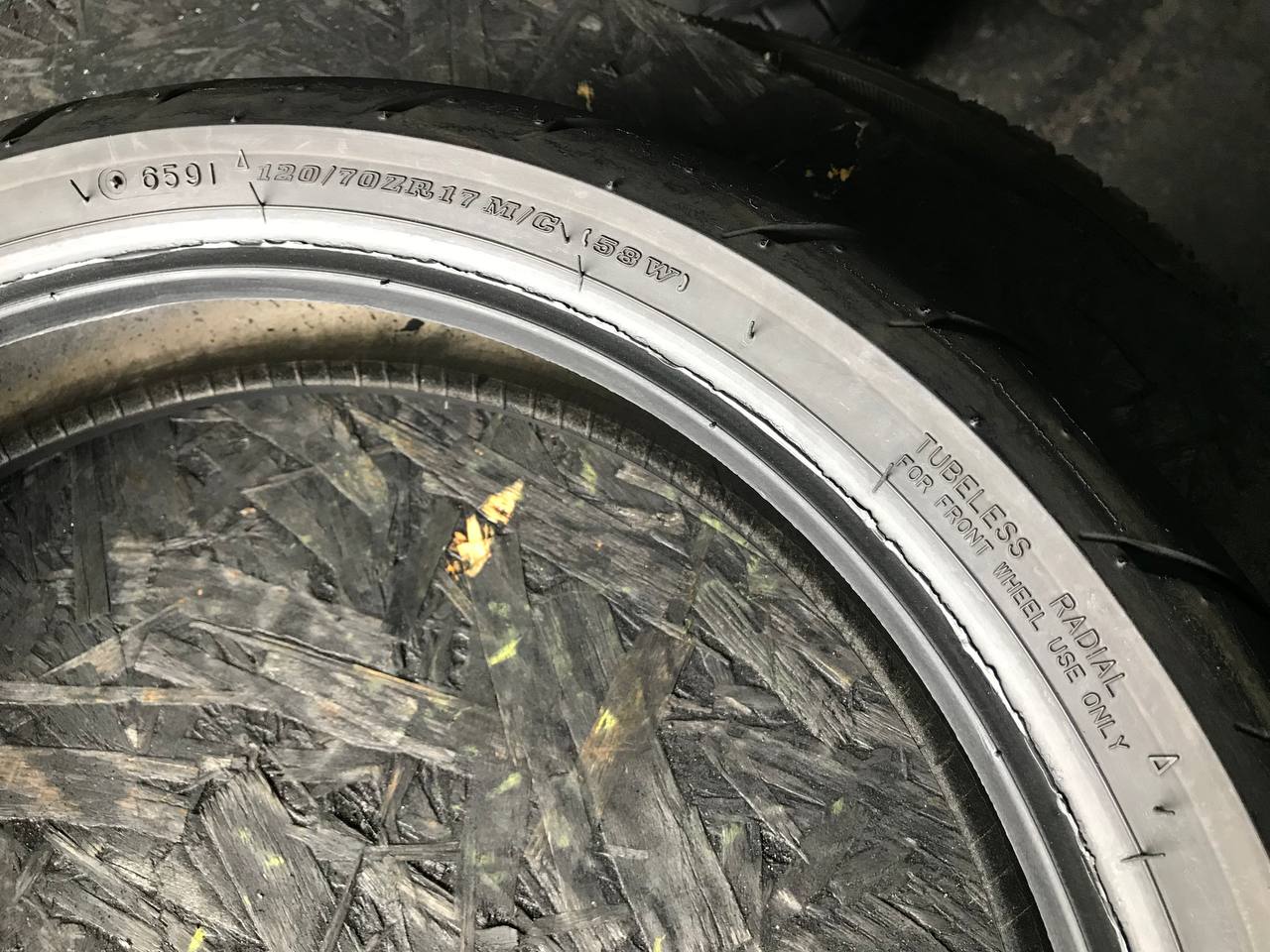 120/70 R17 Dunlop Sportmax GPR 300F