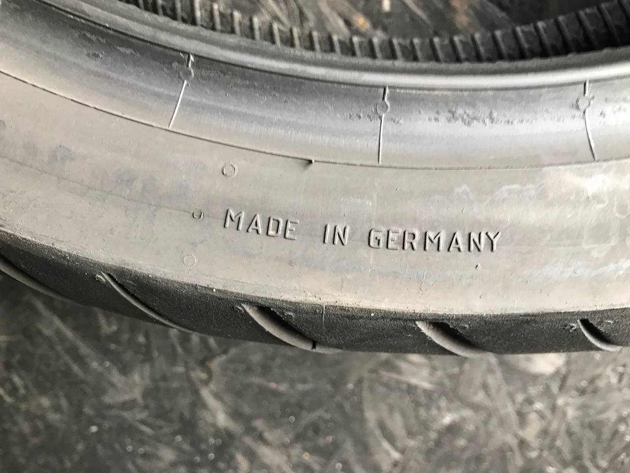 160/60 R17 Continental ContiRoadAttack 3