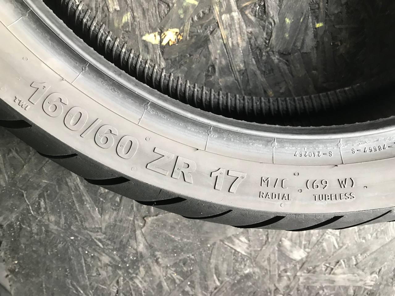 160/60 R17 Continental ContiRoadAttack 3