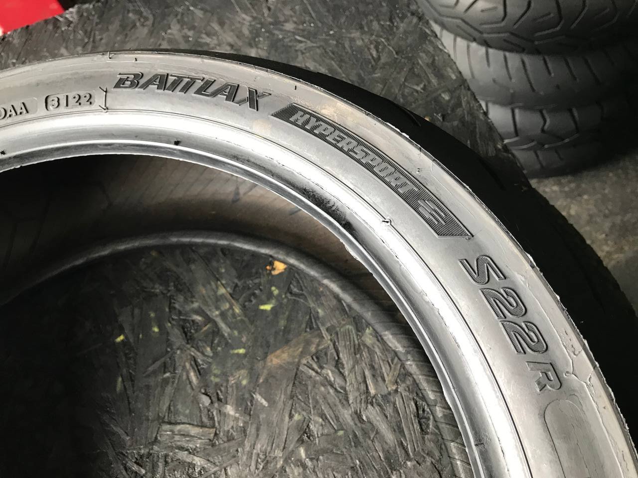 190/55 R17 Bridgestone Battlax Hypersport S22R