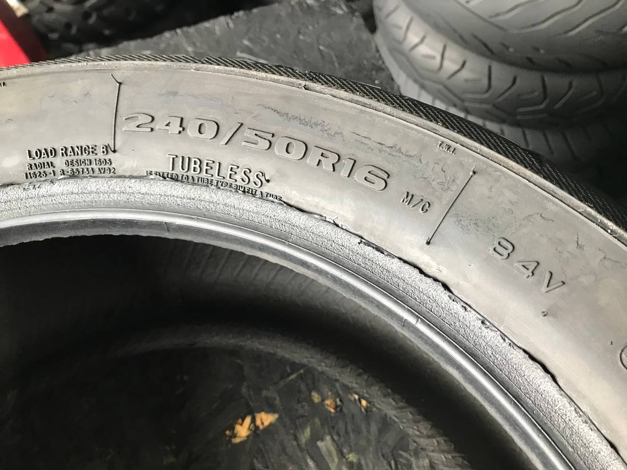 240/50 R16 Avon AV92 Cobra Chrome