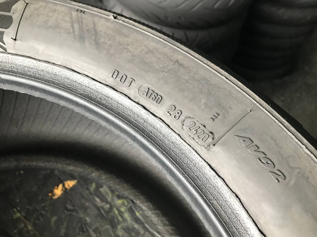 240/50 R16 Avon AV92 Cobra Chrome