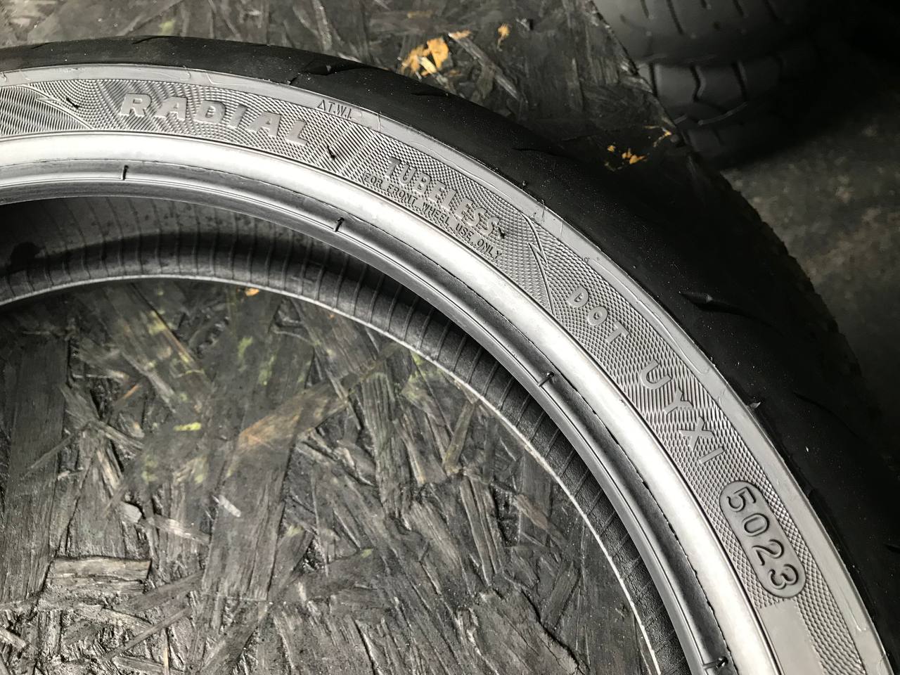 120/70 R17 Maxxis SuperMaxx ST