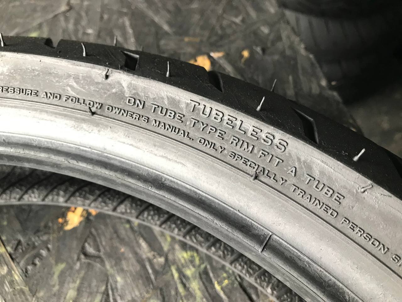 130/60 R19 Pirelli Night Dragon