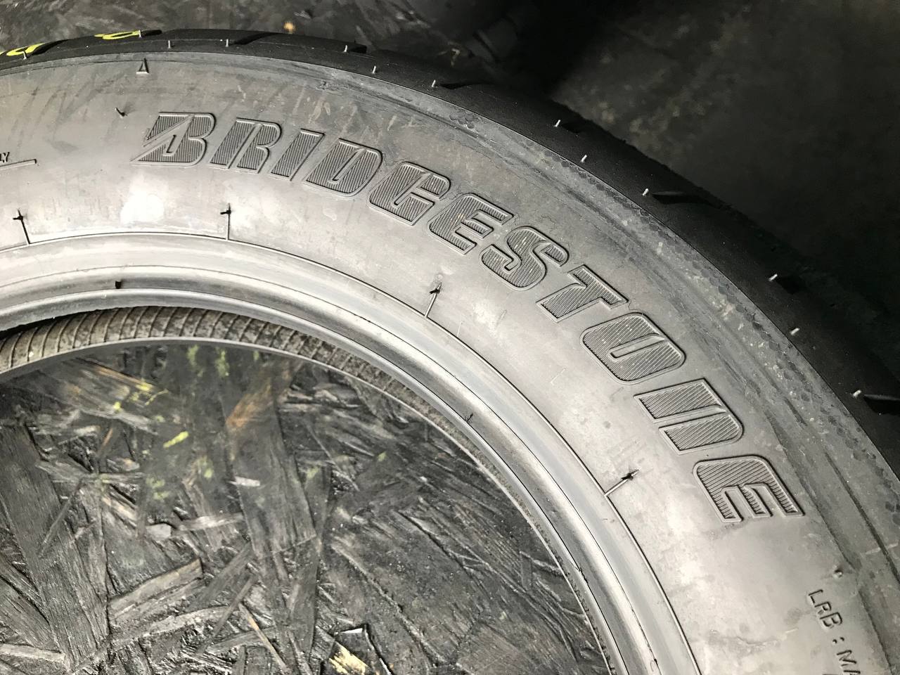 140/90 R15 Bridgestone Exedra Max