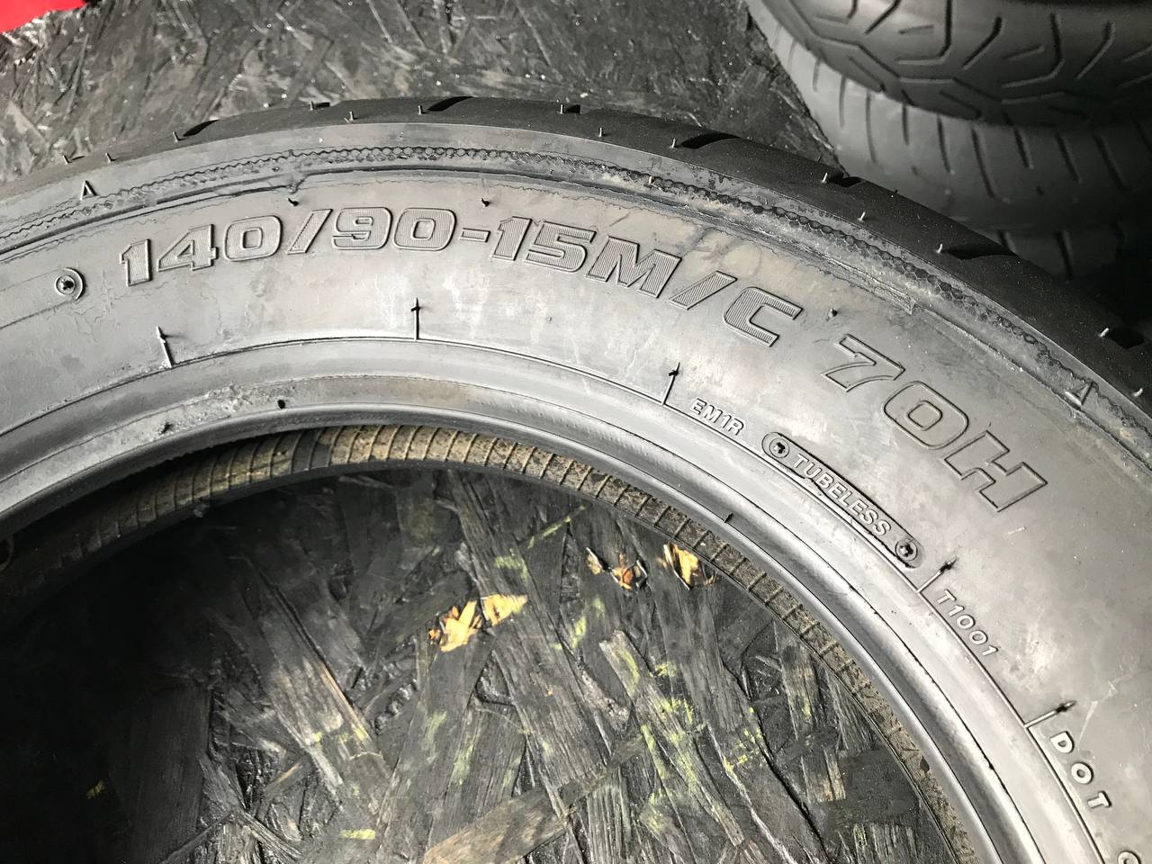 140/90 R15 Bridgestone Exedra Max