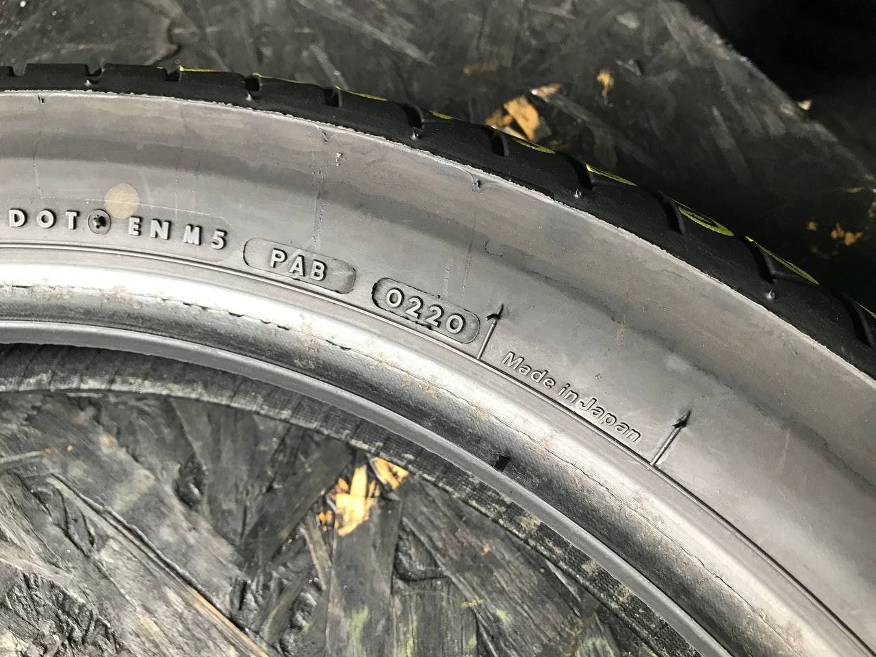 100/90 R19 Bridgestone Battlax BT45F