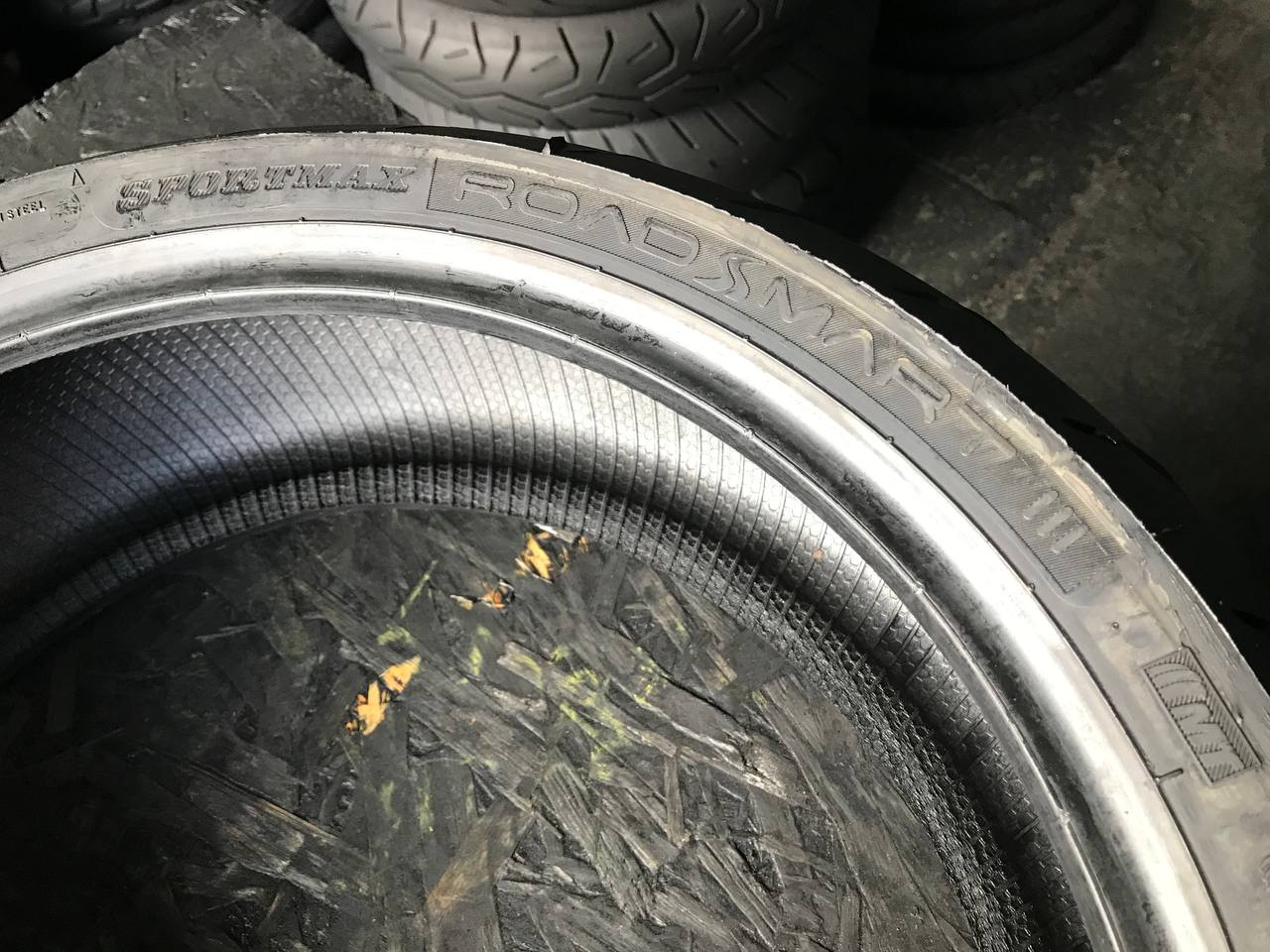 190/50 R17 Dunlop SportMax RoadSmart III