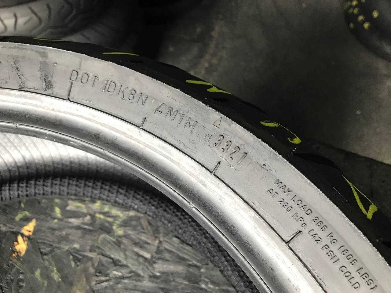 190/50 R17 Dunlop SportMax RoadSmart III